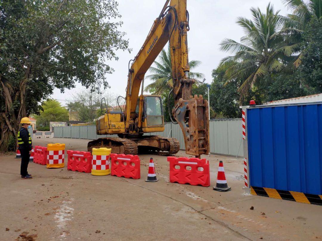 1585619962305795.jpg 4.jpg